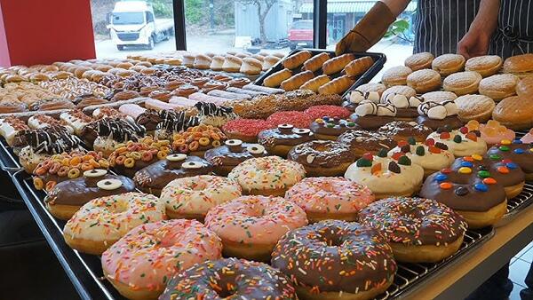 Go for your FREE Doughnuts on June 7th #NationalDonutDay