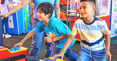 Enjoy 30 Minutes of Free Games at Chuck E. Cheese – Today Only!