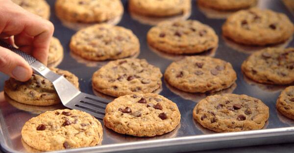 Cookie Craze: FREE Cookie at DoubleTree Hotels!