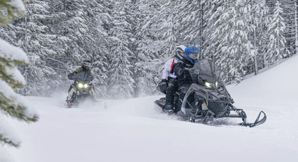 Ride the Trails: Enjoy a Free Hour on a Polaris Snowmobile!