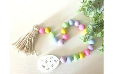 Free "Easter Wood Bead Tassel" Kids Activity