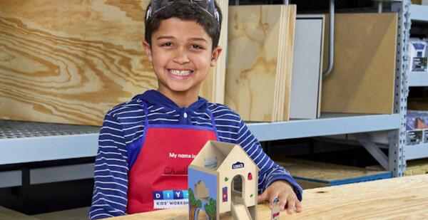 Go Tree-mendous: Free Mini-Treehouse Craft at Lowe's!